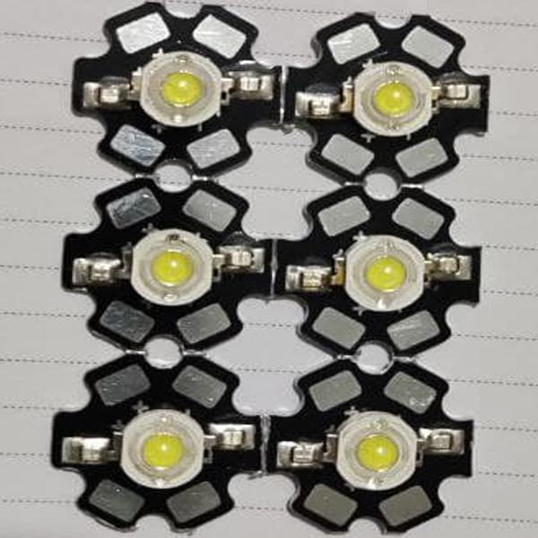 لامپ LED چراغ قوه کد 3-0.7 بسته 2 عددی